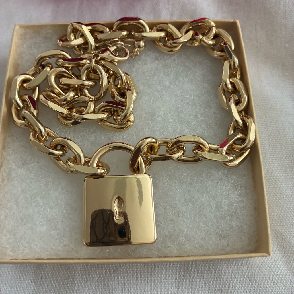Vince Camuto Gold Chain Necklace With Padlock Pendant